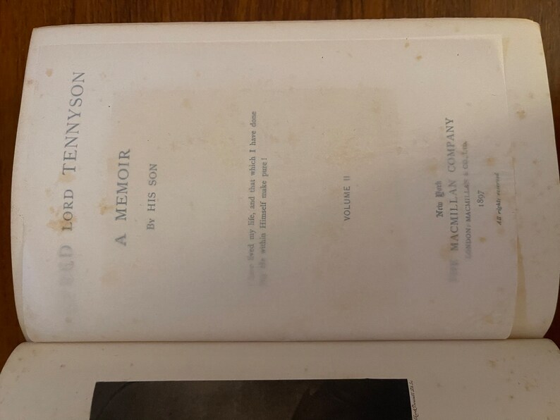 Lovely 2-volume set of 1897 hardbacks Alfred Lord Tennyson: A Memoir by his Son with many letters to and from the poet image 10