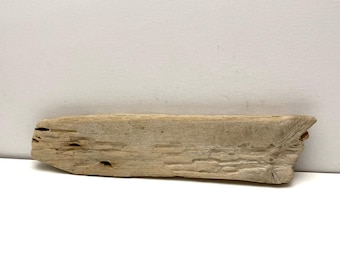 Flat Driftwood Board (20 in): Rustic Wedding Signage, DIY Hanger