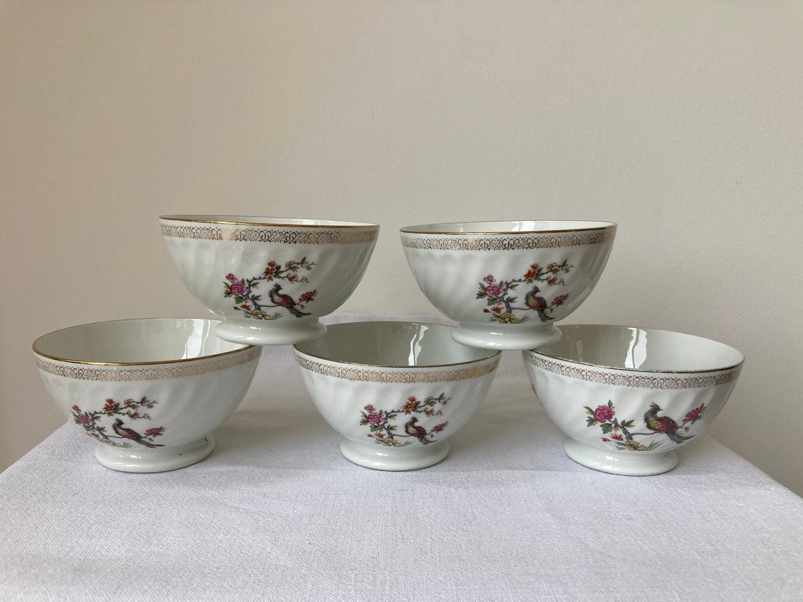 Set of 5 Small Oriental Bowls // Soup Bowls // Noodle Bowl // Etsy.de