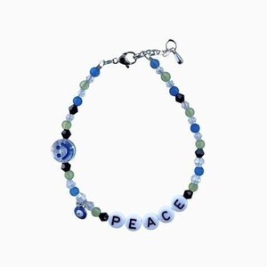 Pulseira de fecho de presente exclusivo com letras multicoloridas de contas gregas azuis, olho grego, rosto sorridente, bicone brilhante, moda divertida e única
