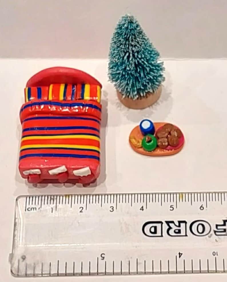 24 Piece Christmas Penguins Advent Filler image 13