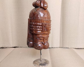 アンティーク木製ハヌマーン像：ヒンドゥー教の猿神彫刻、11インチの壁