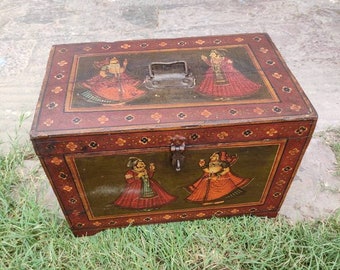 Vintage wooden storage box with Mughal painted design/wooden home decor chest box/wood storage chest/handpainted box/artistic box/mughal box