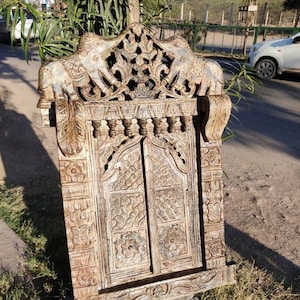 Handcarved wooden window jharokha/vintage carved frame/wood wall frame/ethnic Jharokha/vintage wood frame/elephant jharokha/wall decor frame
