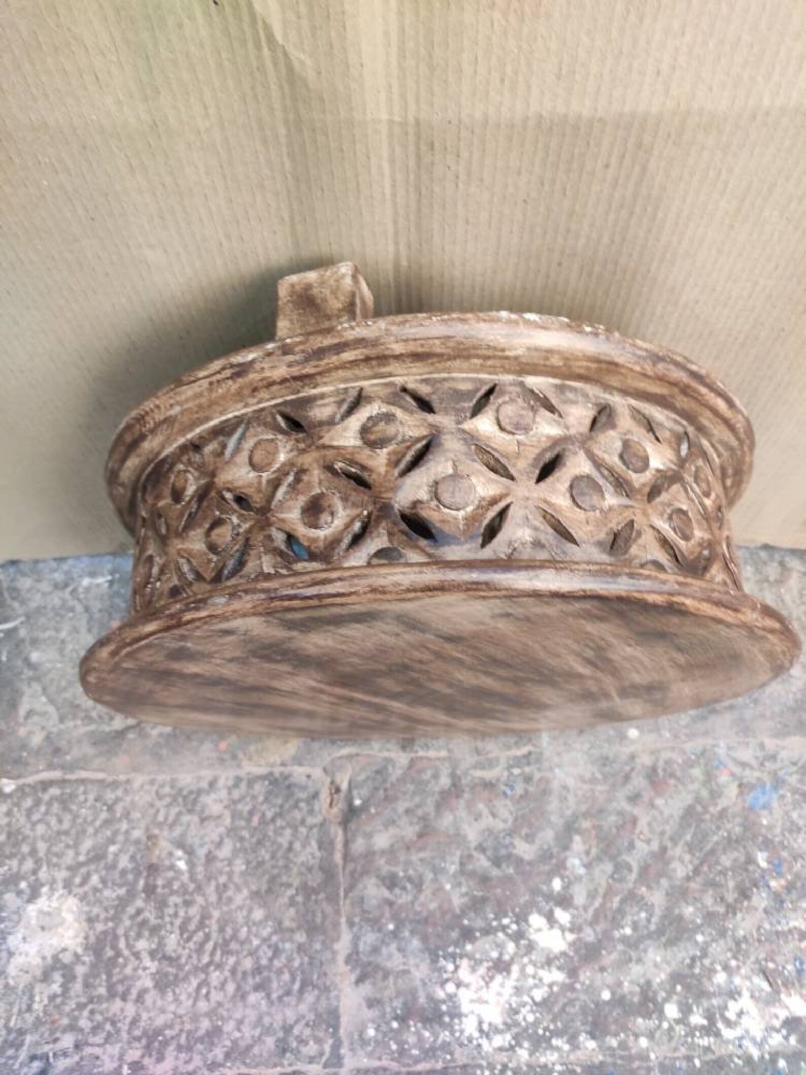 Carved Indian Round Table With Wooden Top,carved Chakki Table,coffee ...