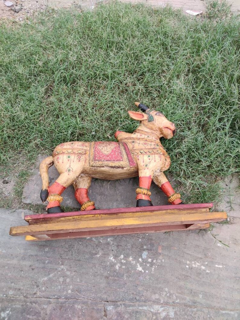 Handmade Carved Bull Figure With Handpainting/decorative Wood Art