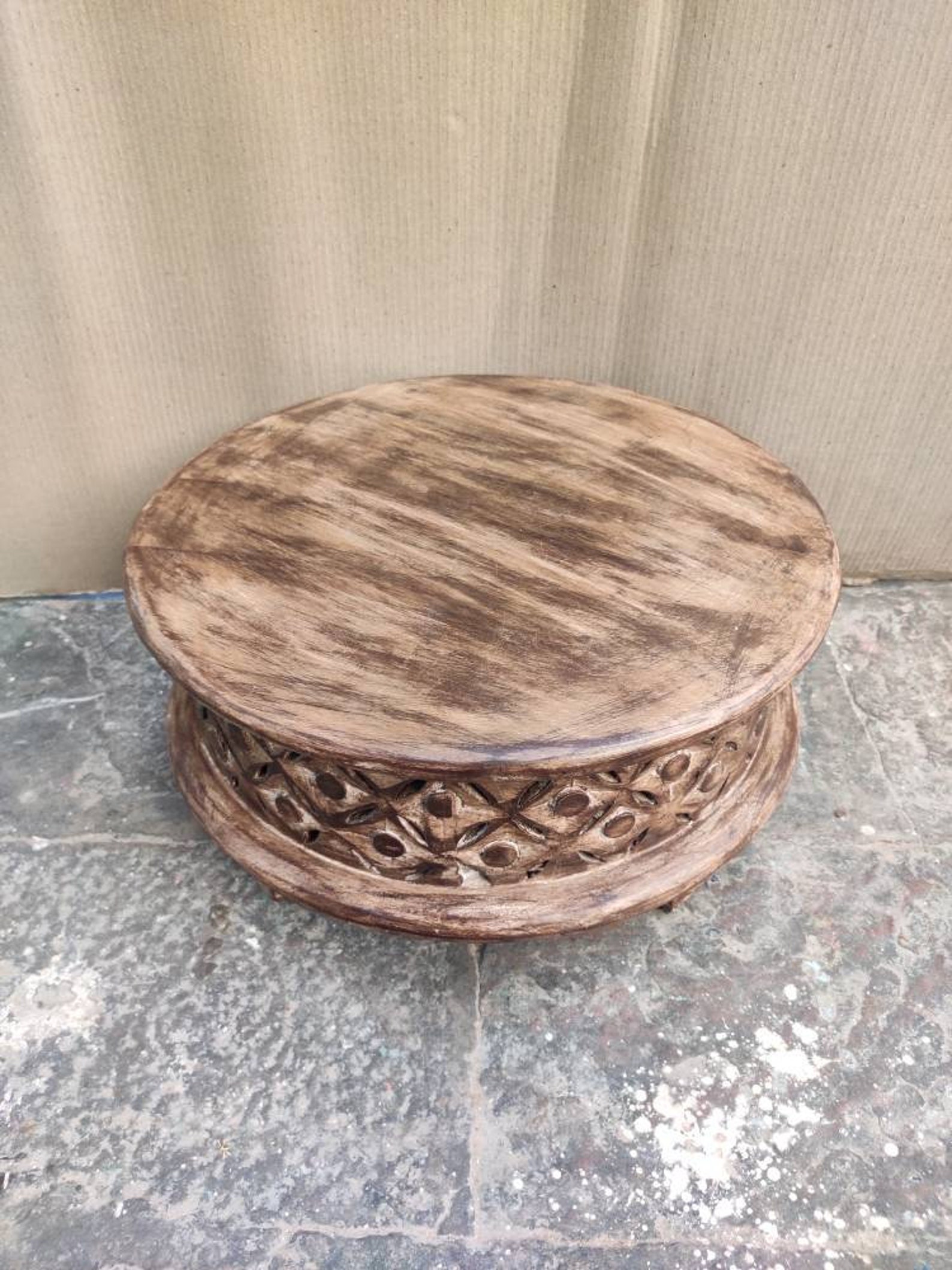 Carved Indian Round Table With Wooden Top,carved Chakki Table,coffee ...
