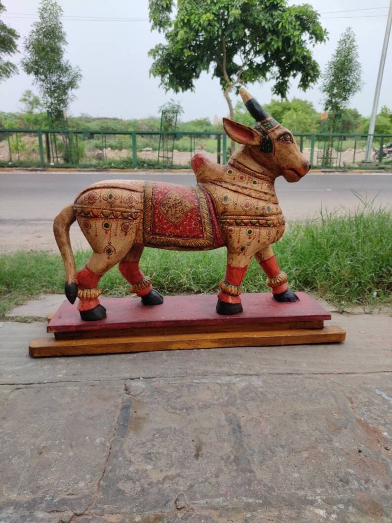 Handmade Carved Bull Figure With Handpainting/decorative Wood Art