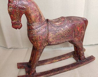 ヴィンテージの木製彫刻ロッキングホース、アンティーク仕上げ - Etsy 日本