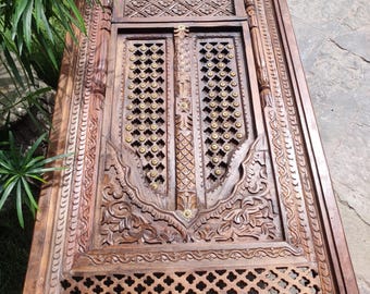 Solid Wood Vintage Style Coffee Table with Carved Metalwork