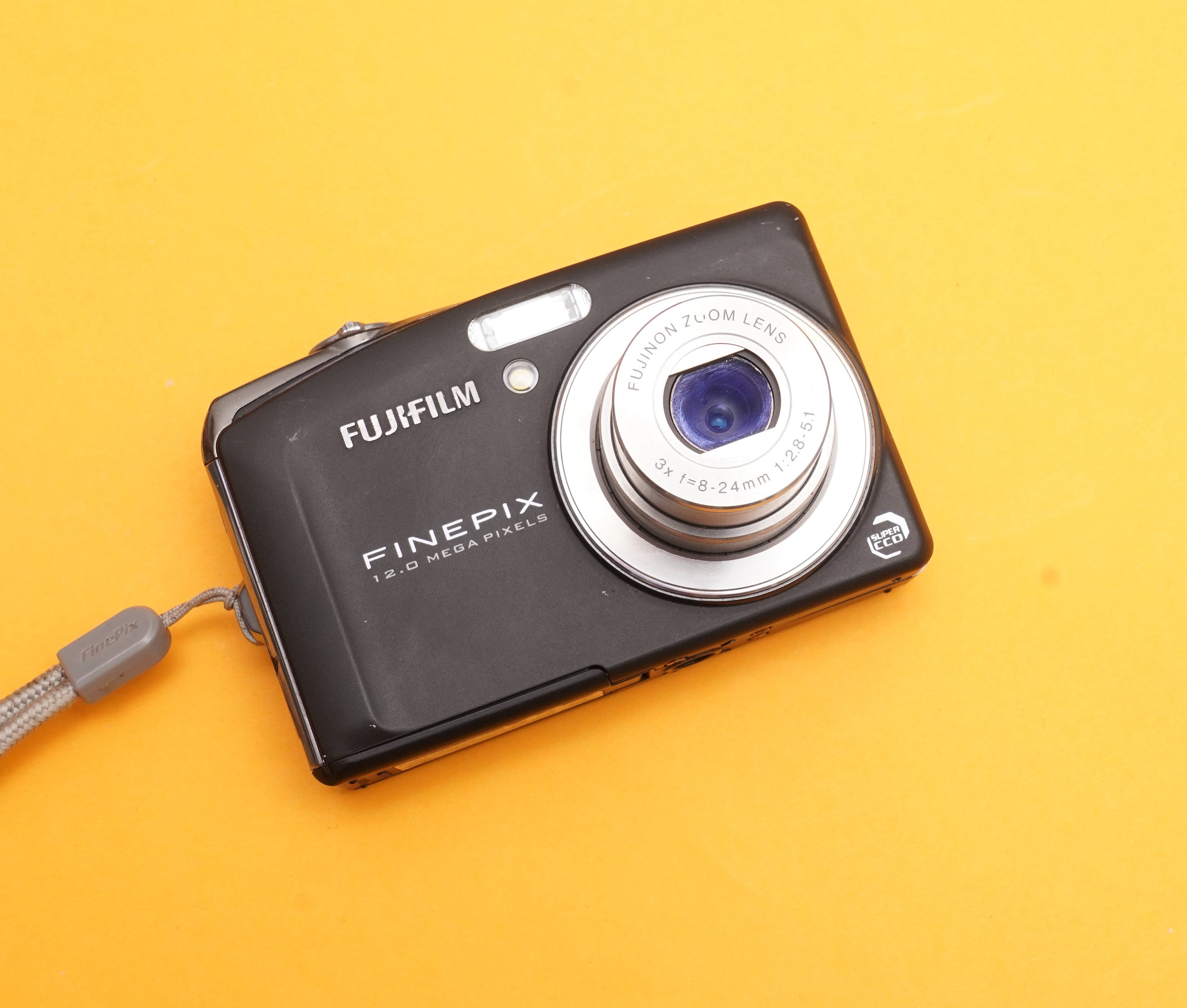 動作確認済】富士フィルム FinePix F50fd 動作確認済】F I N E P I X