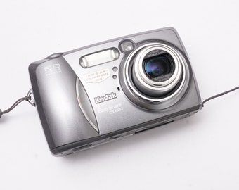 Kodak EasyShare DX4530 point and shoot -DIGITAL CAMERA