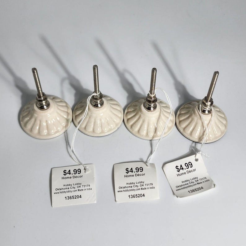 Heminredning Unika keramiska knoppar till köksbyrå Blå blommiga 4-pack bild 8