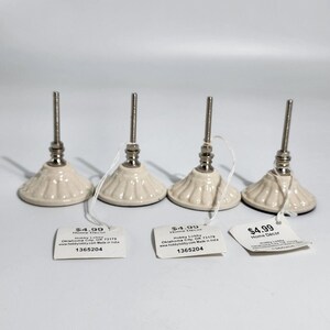 Heminredning Unika keramiska knoppar till köksbyrå Blå blommiga 4-pack bild 9