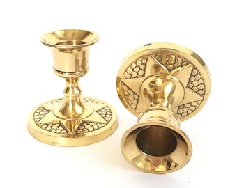 Paire de chandeliers étoiles en laiton vintage, ensemble d'autel étoiles soleil lune, bougeoirs célestes, décor de manteau magique occulte bohème païen wicca