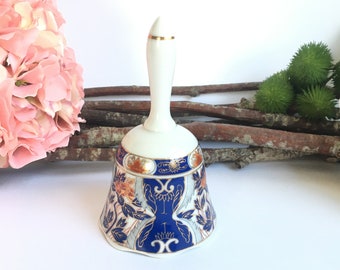 Vintage Ceramic Porcelain Hand Bell White Blue Gold Floral Altar Summoning Bell Ritual Wedding Dinner Desk Visitors Meditation Sanctuary