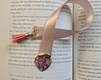 Floral Heart Bookmark: Gold, Pink Tassels & Ribbon - Book Accessory