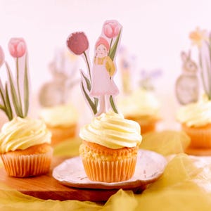 DIY muffin toppers for spring birthdays, spring flowers, gnomes muffin toppers for Easter, muffin decorations for boys and girls, PDF download