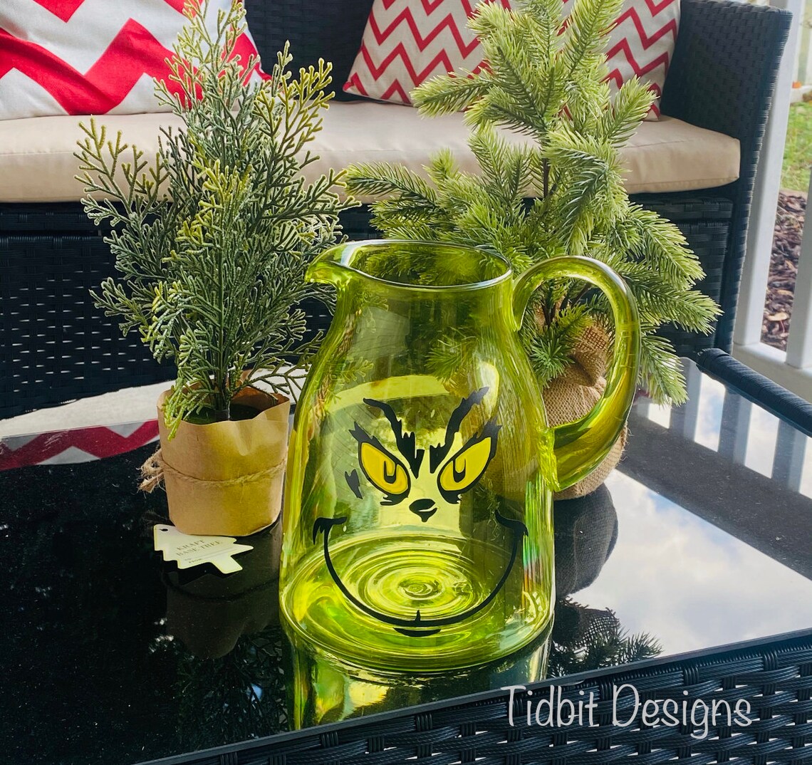 5 Wide Yellow Eyed Vinyl Decal Perfect For Your Grinch Etsy