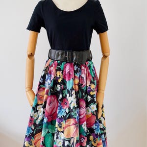 1980s vintage petticoat flower dress size S-M cotton