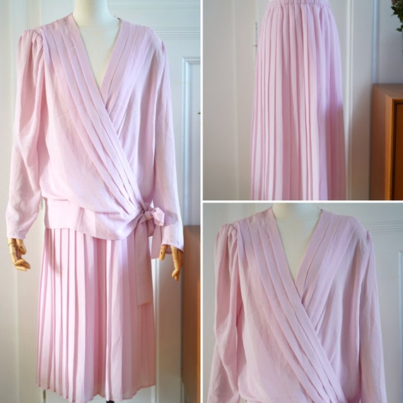 Vintage co-ord, 1980's light pink blush pleated s… - image 1