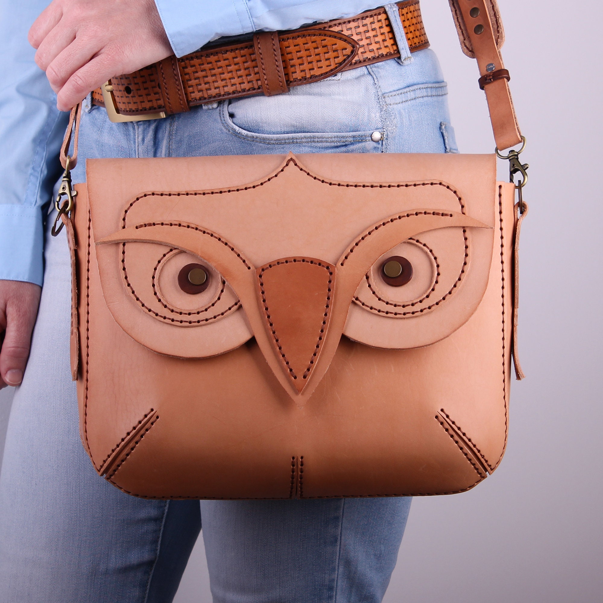 Owl Messenger Bag -  Finland