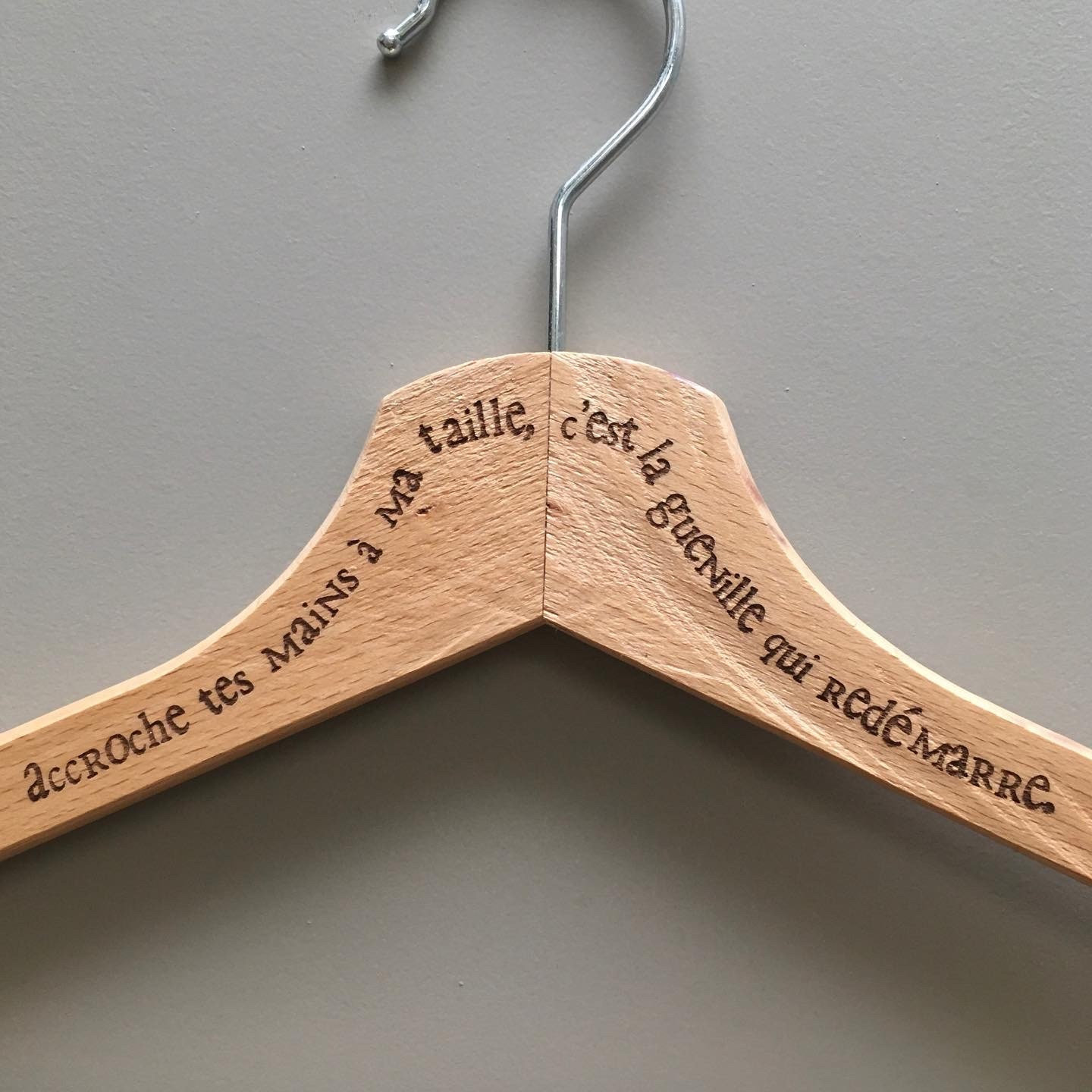 Cintre Bois Personnalisé