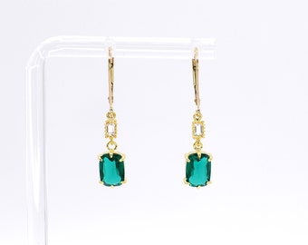 Emerald Green Deco Droplet Leverback Earrings, Emerald Earrings, Vintage Earrings, Anniversary Gift, Lever back Earrings, Drop Earrings