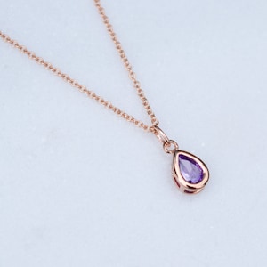 Rose Gold und Amethyst Teardrop Birthstone Halskette, Anhänger Halskette, Rose Gold Halskette, Brautschmuck, Februar Birthstone