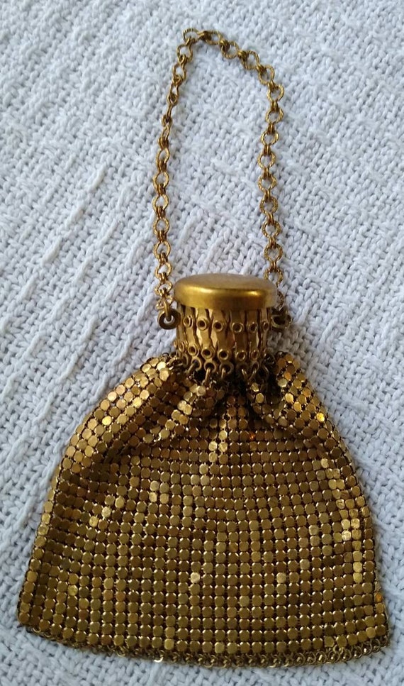 1920's Whiting and Davis Evening Bag
