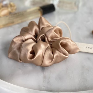 25 Momme Silk Scrunchie silk hair tie haircare self care image 4