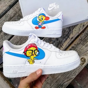 Tweety bird top shoes nike