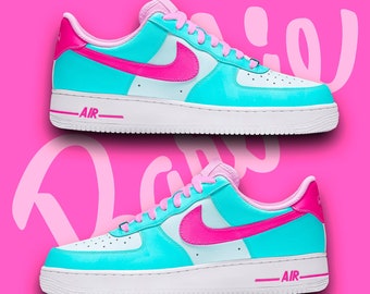 Sneakers Air Force 1 dipinte a mano: scarpe personalizzate Rave rosa e blu