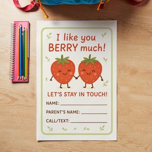 Niedliche Erdbeeren Keep In Touch Karten für Kinder Beere Viel Wortspiel Letzter Schultag Klassenzimmer Geschenk Sommer Kontaktkarten Digitaler Download PNG