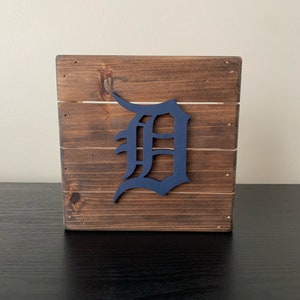 Detroit Tigers desktop wood sign