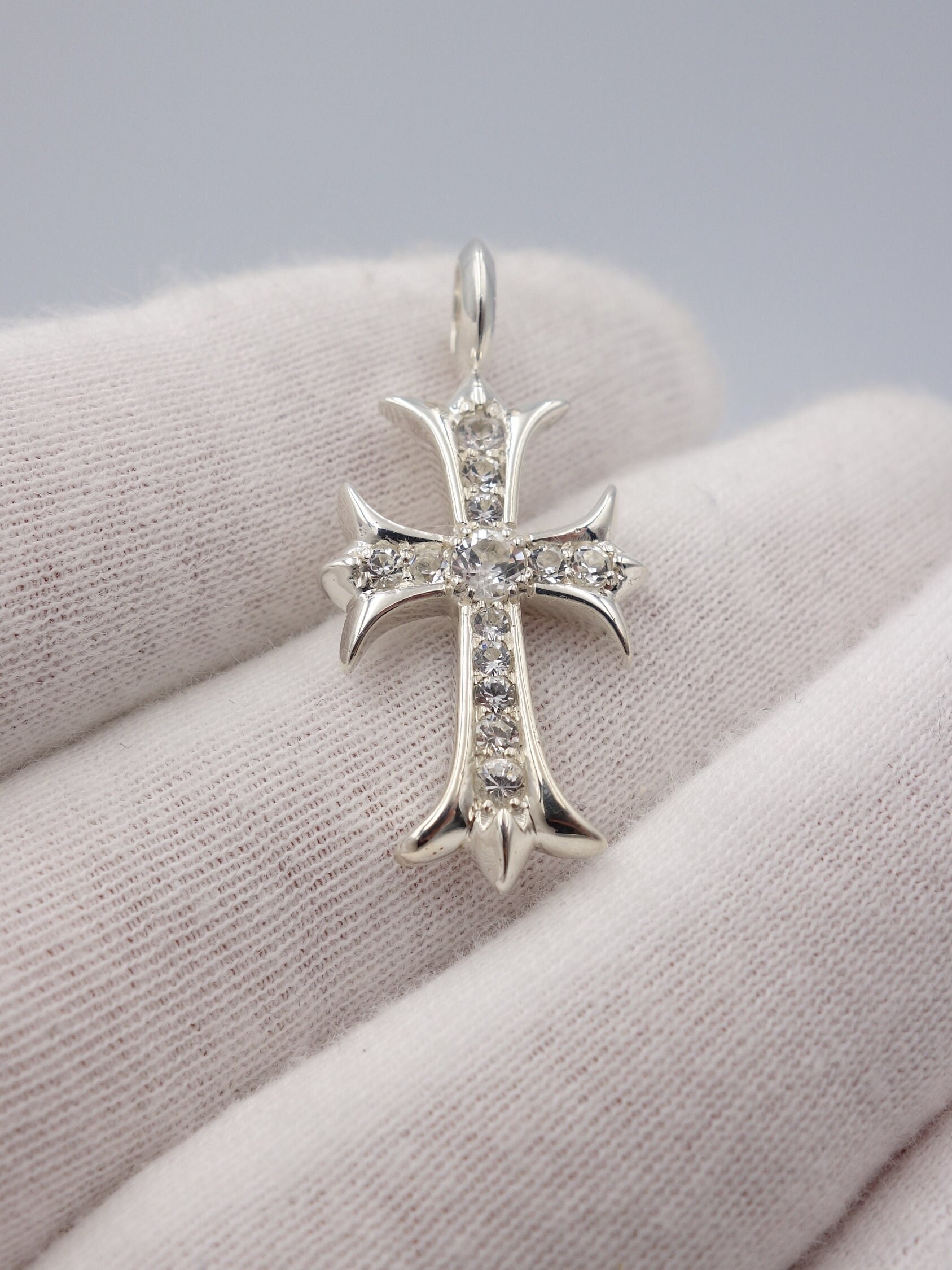 White Sapphire Cross Necklace Pendant 