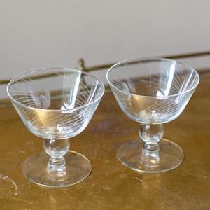 Vintage 1960s Etched Javit Champagne Coupe Glasses