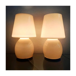 Pair of Mid Century Modern Mushroom Shaped Table Lamps in Murano Glass // Beige Murano glass lamp // Made in Italy in the 1970s