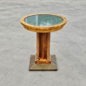 Art Nouveau Gueridon Table done in Birdseye Maple with Brass Decorative Elements // Made in Austria between 1900 and 1910