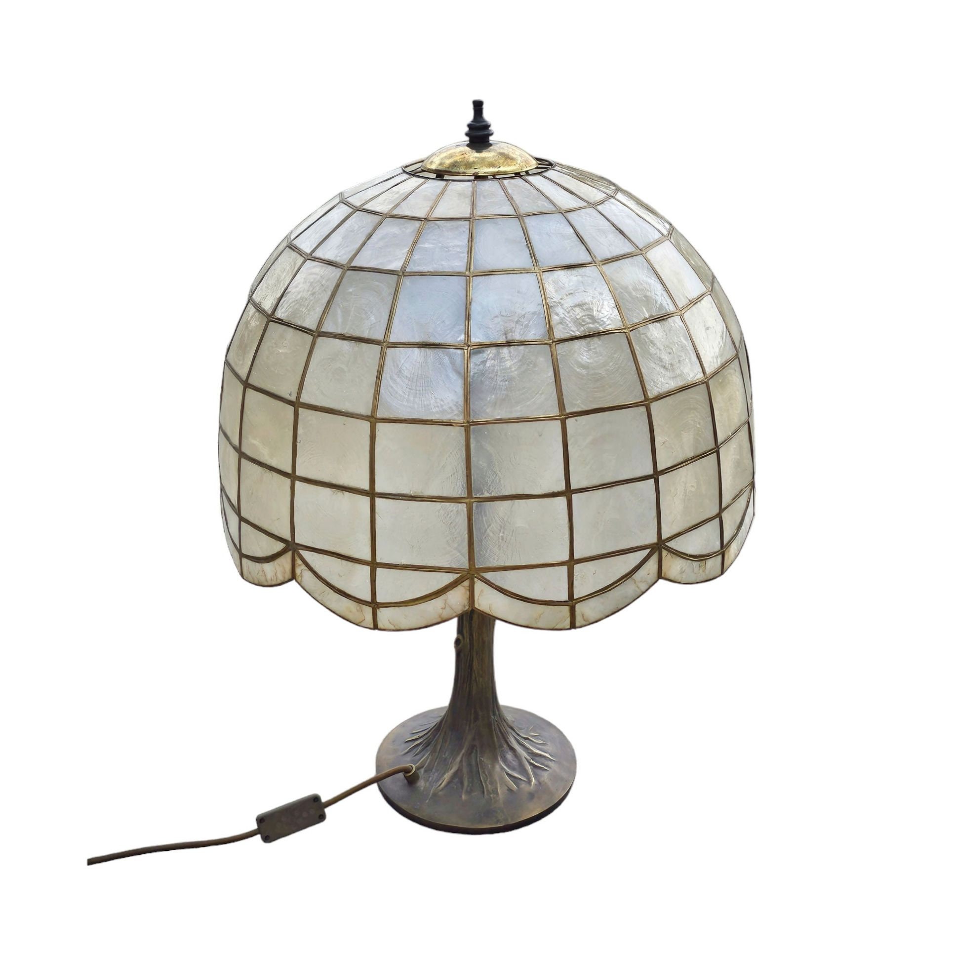 Vintage capiz shell table on sale lamp