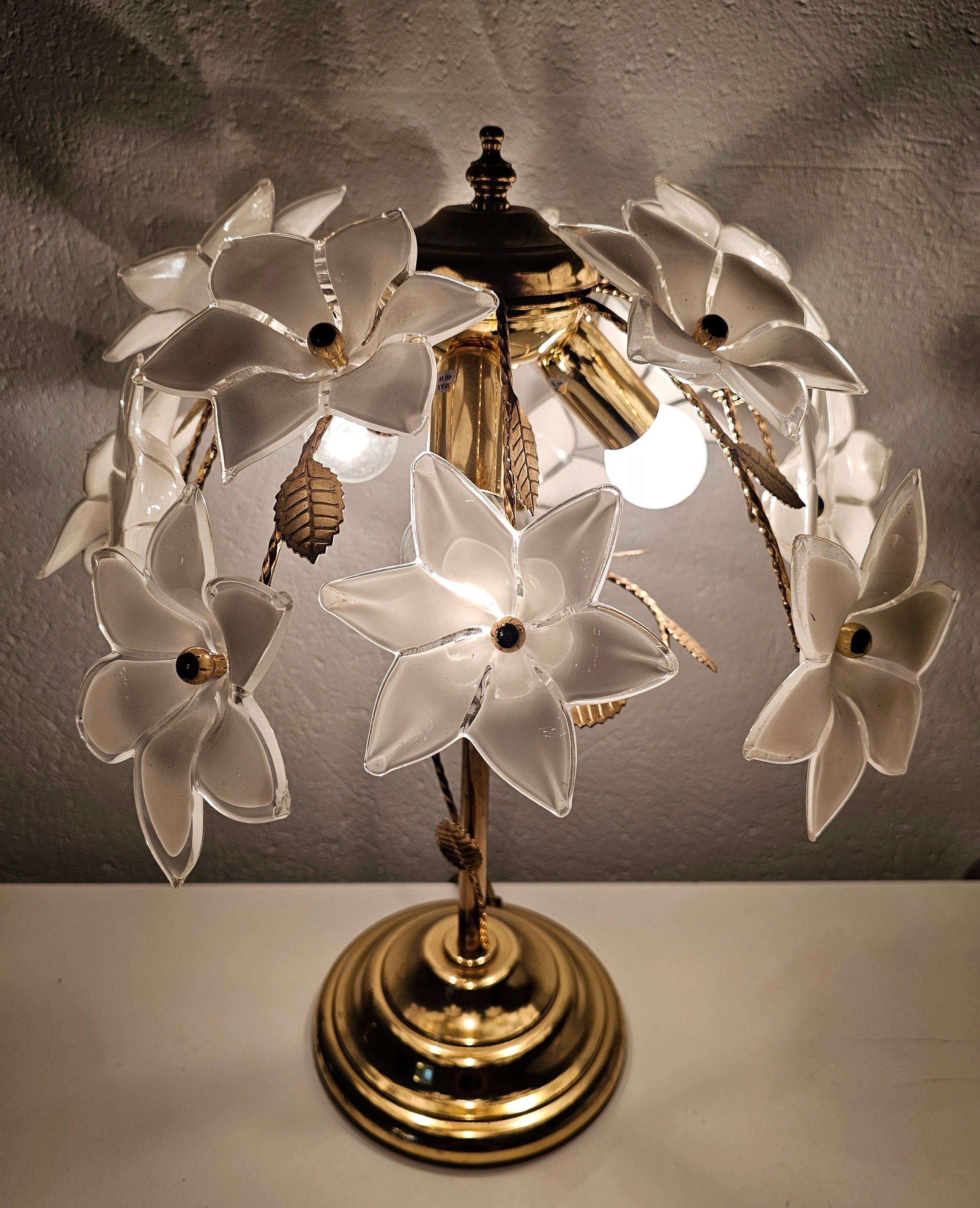 Gold sale flower lamp