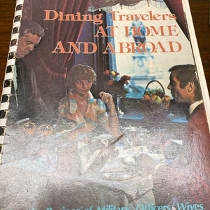 Dining travelers at home and abroad