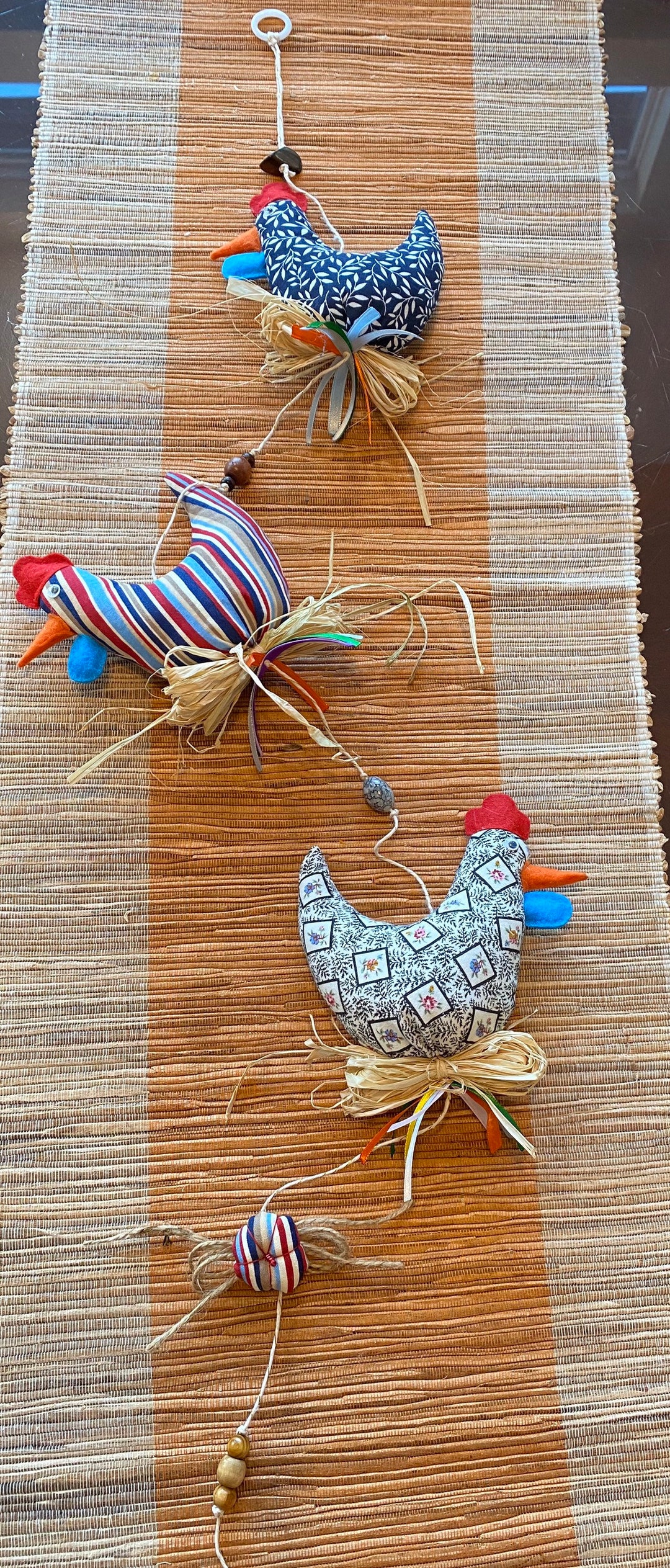 Hanging Chicken Rope, Chickens Decor, Farmhouses Chickens, Rustic Decor