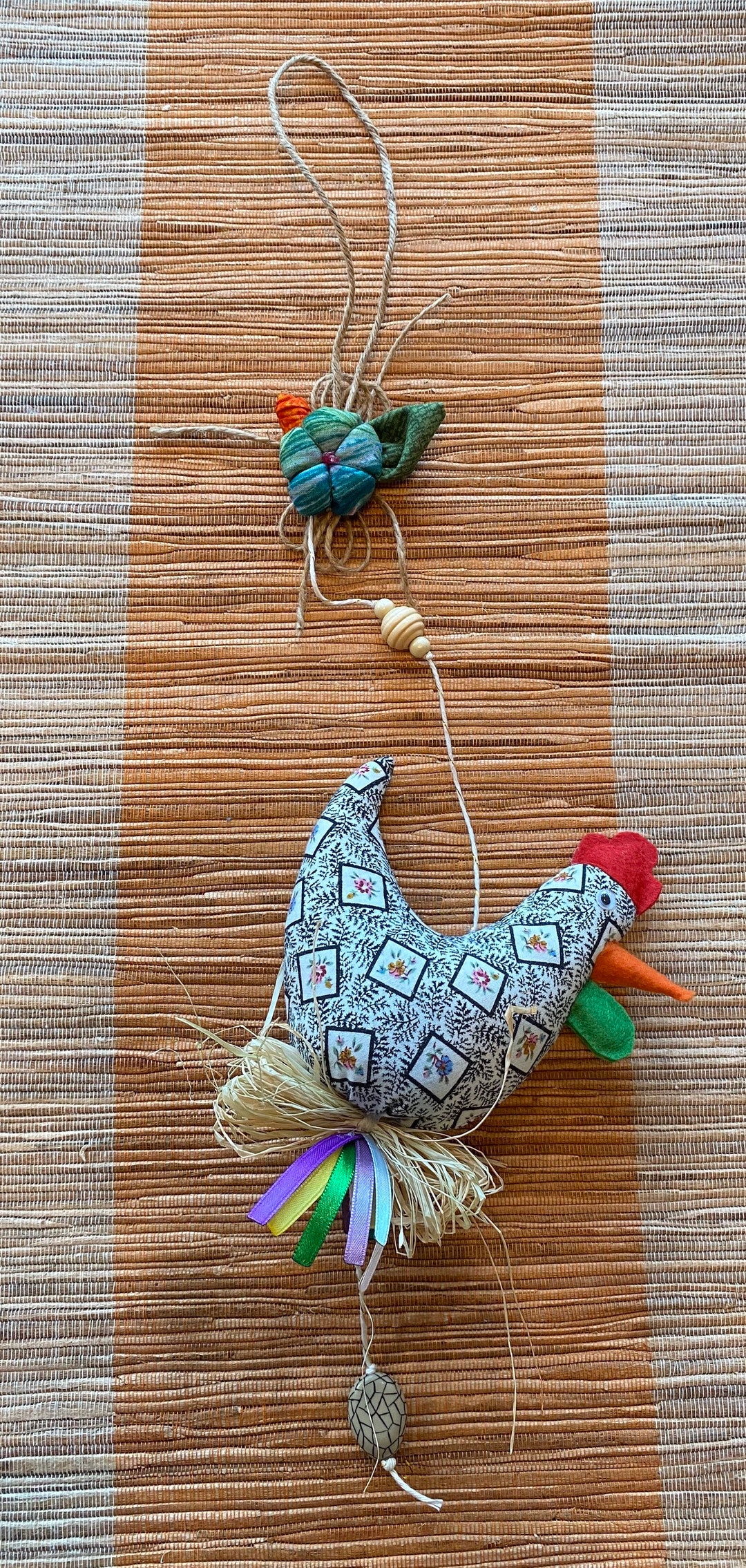 Hanging Chicken Rope, Chickens Decor, Farmhouse Chicken Rustic Decor