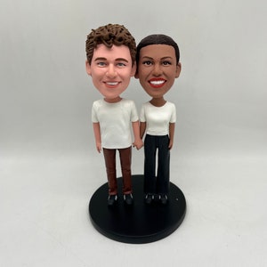 Handmade custom wedding cake topper wedding bobble head custom Personality Sculpture of Bride and Groom Polymer Doll Wedding Decoration