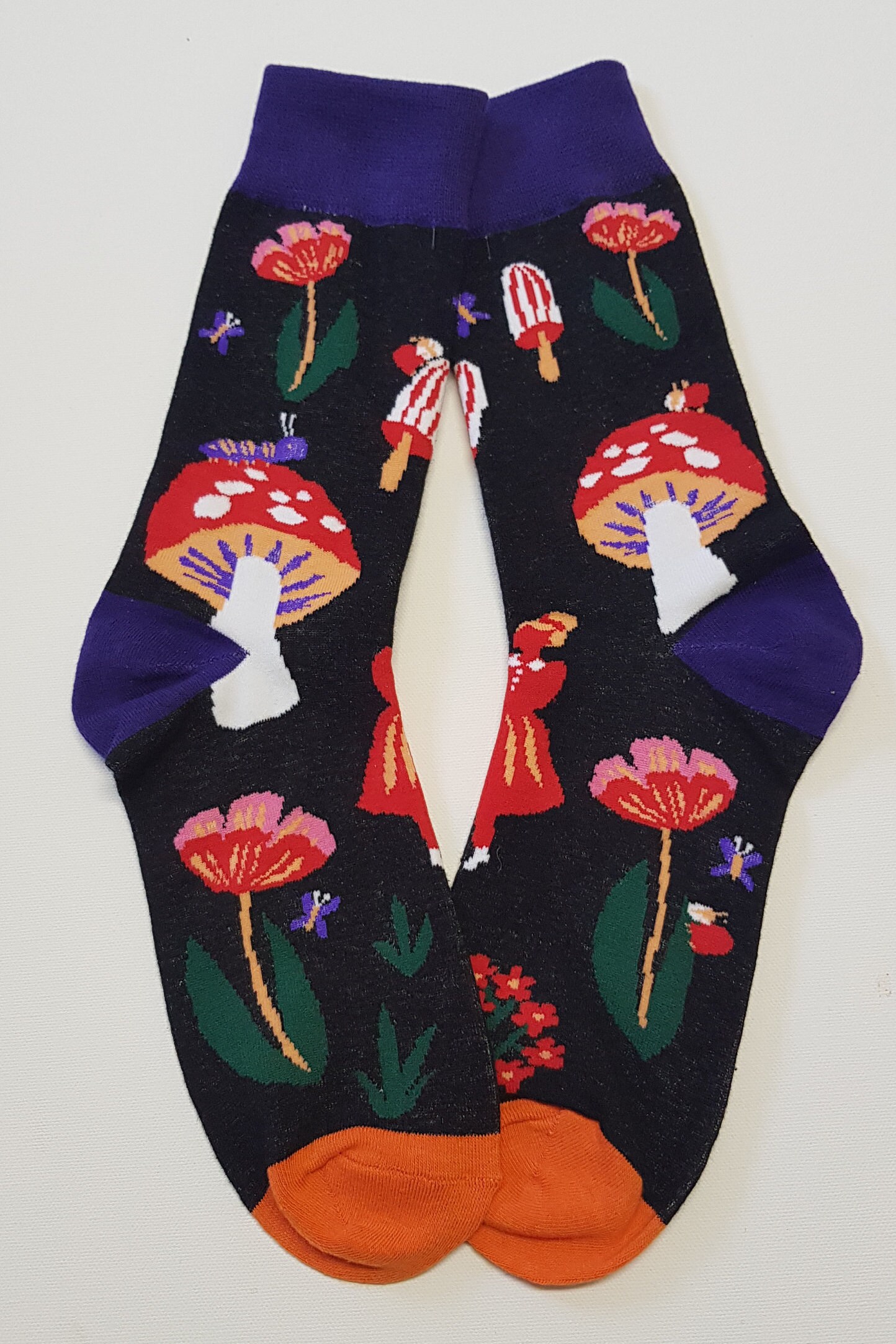 Mushroom / Toadstool socks. Lovely Gift. Colourful. Unisex. One size.