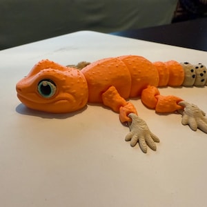 Mini Articulated Leopard Gecko