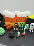 Halloween Minis with Spooky Containers: Halloween Fidgets