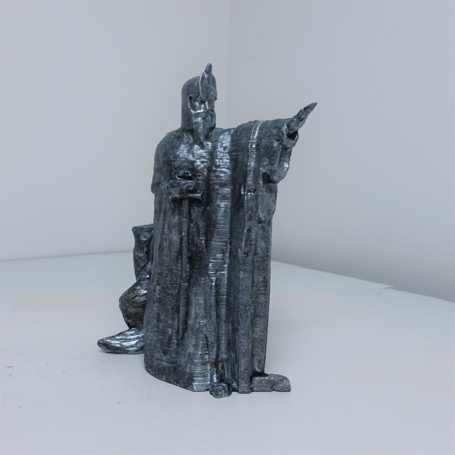 Argonath 3D Printed Handmade Painted Argonath Bookend Etsy