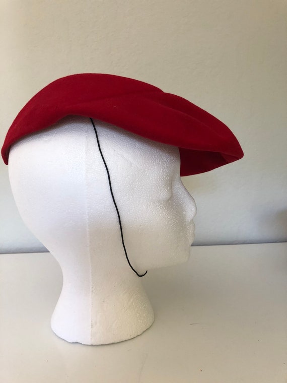 50’s Red beret